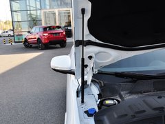 捷豹XJ 2014款 XJL 3.0 SC 两驱全景商务版