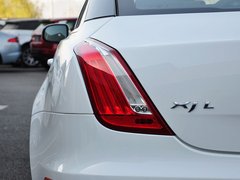 捷豹XJ 2014款 XJL 3.0 SC 两驱全景商务版
