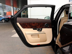 2014款 XJL 3.0 SC 四驱全景商务版