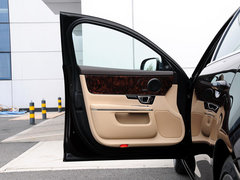 2014款 XJL 3.0 SC 四驱全景商务版