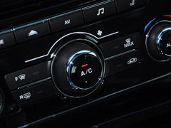 2014款 XJL 3.0 SC 四驱全景商务版