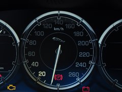 2014款 XJL 3.0 SC 四驱全景商务版