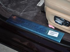 2014款 XJL 3.0 SC 四驱全景商务版