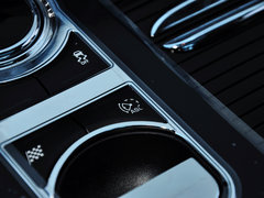 2014款 XJL 2.0T 两驱典雅商务版