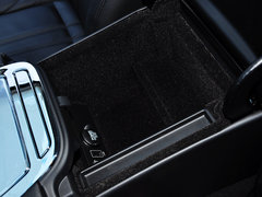 2014款 XJL 2.0T 两驱典雅商务版