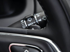 2015款 XJL 2.0T 两驱典雅商务版