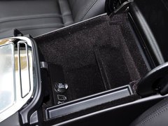 2015款 XJL 2.0T 两驱典雅商务版