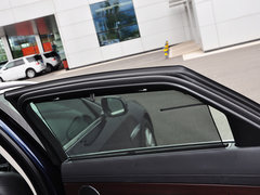 2015款 XJL 2.0T 两驱典雅商务版