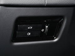 2015款 XJL 2.0T 两驱典雅商务版
