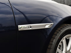 2015款 XJL 2.0T 两驱典雅商务版