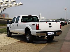 2012款 F250 基本型