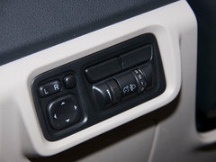2014款 2.0L 手动 家享版 5座