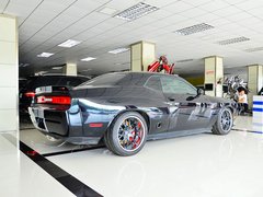 2013款 SRT8 基本型