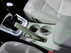 2014款 越级版 1.5L 手动 标准型