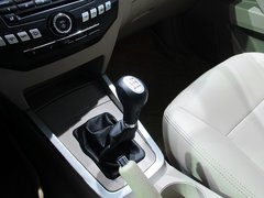 2014款 越级版 1.5L 手动 标准型