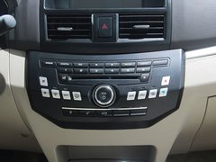 2014款 越级版 1.5L 手动 标准型