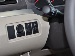 2014款 越级版 1.5L 手动 标准型
