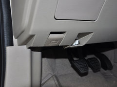 2014款 越级版 1.5L 手动 标准型