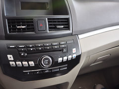 2014款 越级版 1.5L 手动 标准型