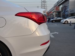 2014款 2.0L 自动 至尊型