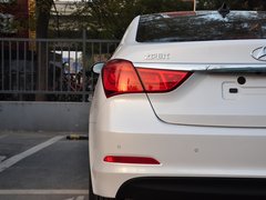 2014款 2.0L 自动 至尊型