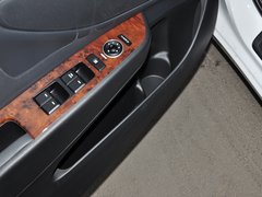 2014款 2.0L 自动 至尊型
