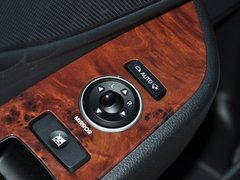 2014款 2.0L 自动 至尊型