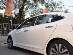 2014款 2.0L 自动 至尊型