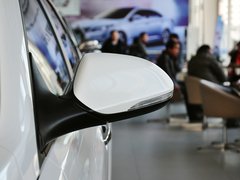 2014款 1.8L 自动 尊贵型