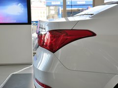 2014款 1.8L 自动 尊贵型