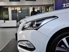 2014款 1.8L 自动 尊贵型