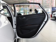 2014款 1.8L 自动 尊贵型
