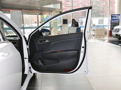 2014款 1.8L 自动 尊贵型