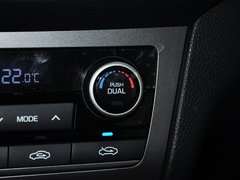 2014款 1.8L 自动 尊贵型