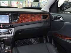 2014款 1.8L 自动 尊贵型