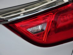 2014款 1.8L 自动 尊贵型