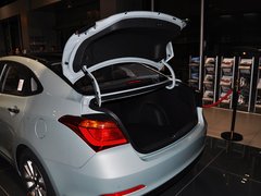 2014款 1.8L 自动 智能型