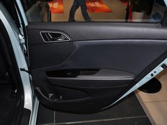 2014款 1.8L 自动 智能型