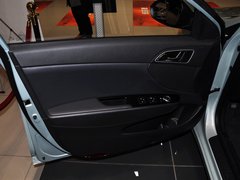 2014款 1.8L 自动 智能型