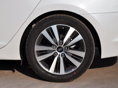2014款 1.8L 自动 智能型