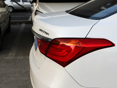 2014款 1.8L 自动 智能型