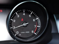 2014款 2.0T 5门圣诞限量版 5座