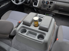 2013款 2.4L 手动 VIP商务舒适版