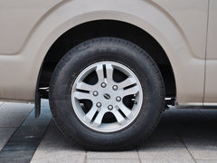 2013款 2.4L 手动 VIP商务舒适版