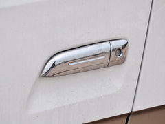2013款 2.4L 手动 VIP商务舒适版