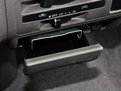 2013款 2.4L 手动 VIP商务舒适版