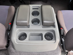 2013款 2.4L 手动 VIP商务舒适版