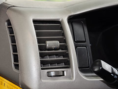 2013款 2.4L 手动 VIP商务舒适版