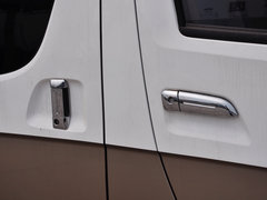 2013款 2.4L 手动 VIP商务舒适版