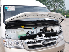 2013款 2.4L 手动 VIP商务舒适版